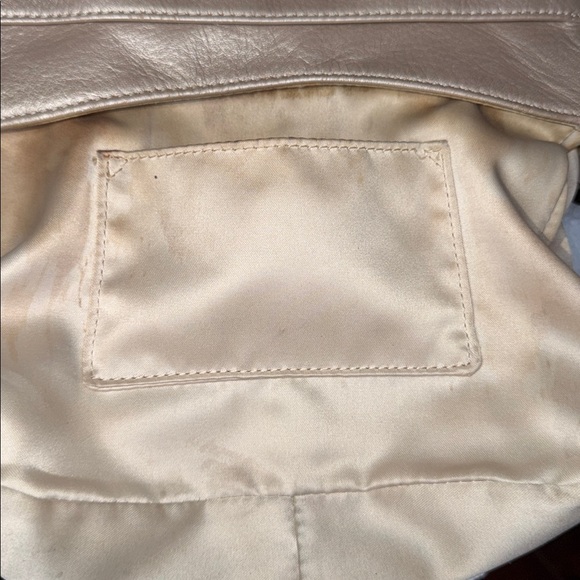 Coach EUC Taylor champagne, leather flap Crossbody bag with removable strap - Picture 11 of 11